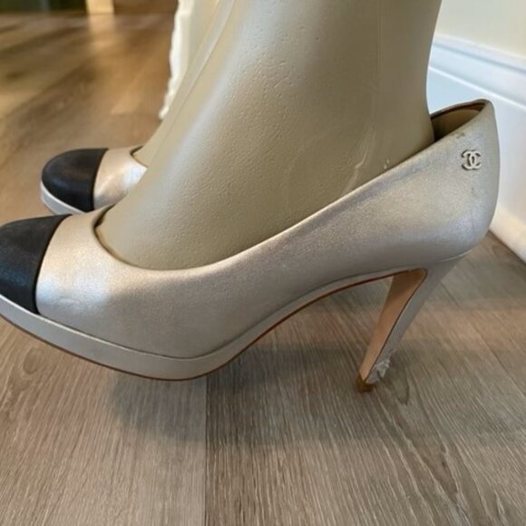 CHANEL PUMPS - Picture 2 of 5